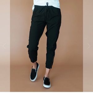 Albion Fit Jetsetter Joggers